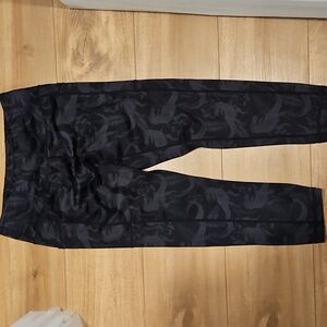 CVG T-Flex Capri Leggings Medium